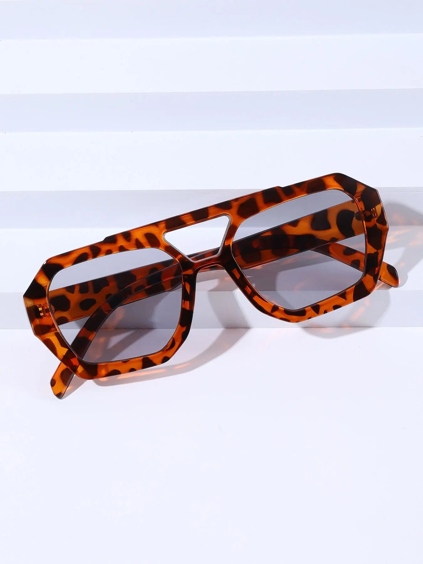 Fashion Vintage Square Irregul - Men'S Fashion Luxury Brands review and price